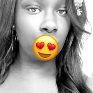Meet your Posher, Aubria
